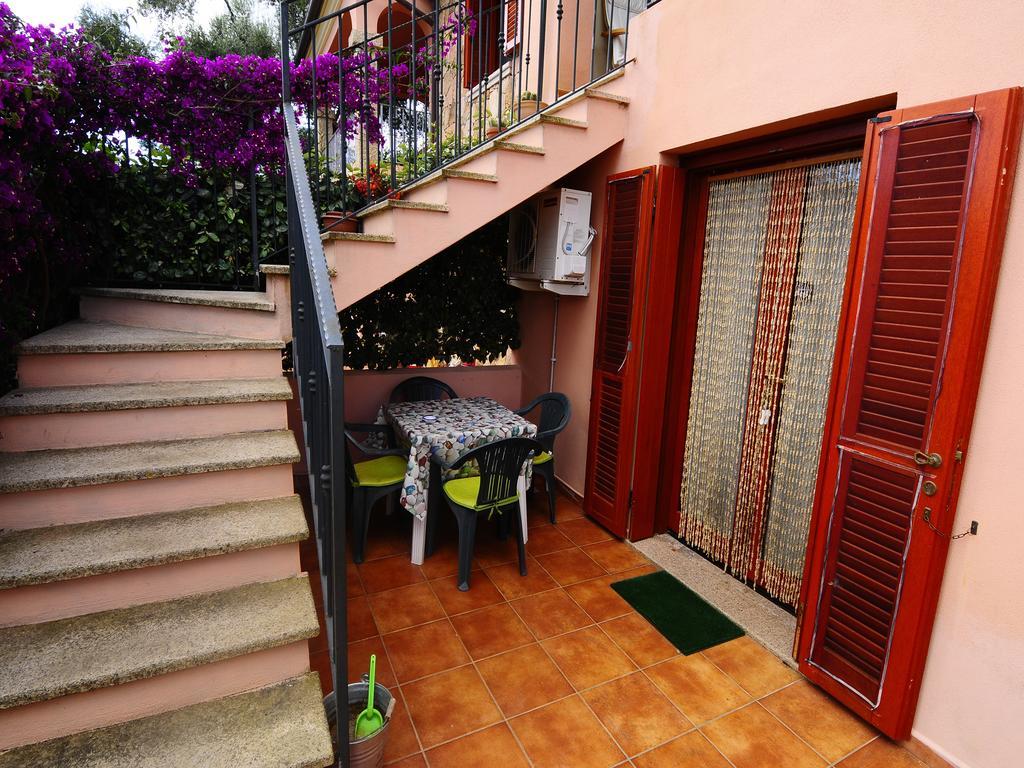 B&B Simon&Simon San Teodoro  Bagian luar foto